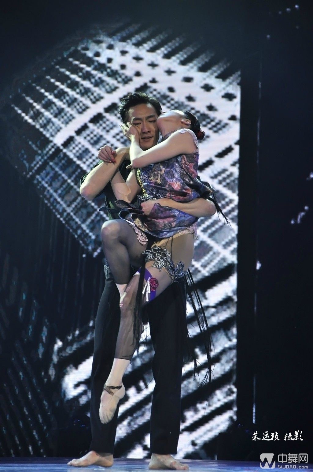 唐诗逸张傲月双人舞