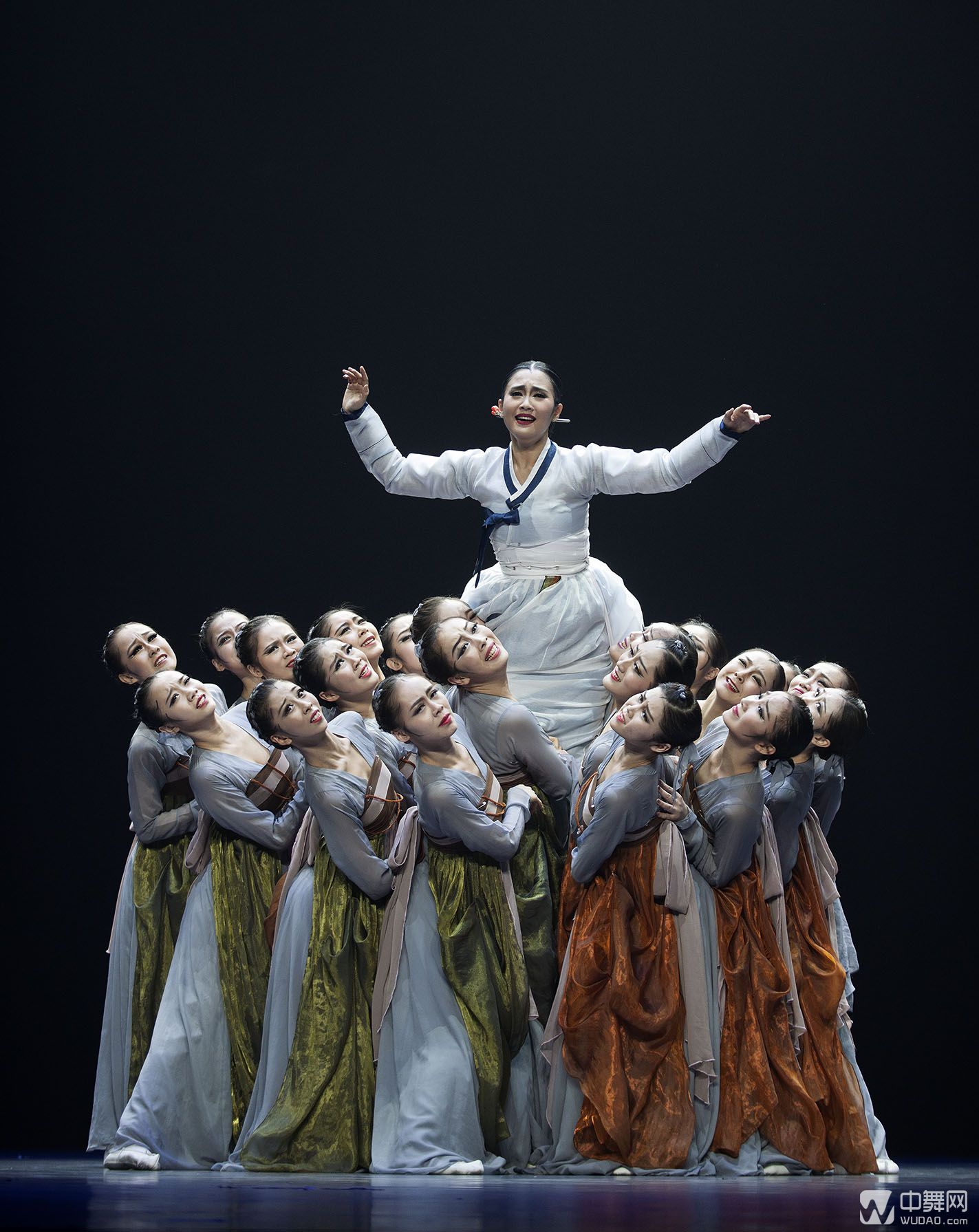 《喜饽饽》——入选第十二届中国舞蹈“荷花奖”民族民间舞评奖-山东艺术学院舞蹈学院
