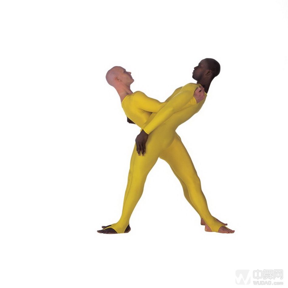 国外舞蹈演员用肢体摆设26个字母舞蹈动作 你们可以吗?